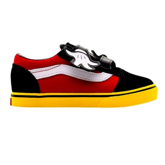 Mickey hugs vans on sale